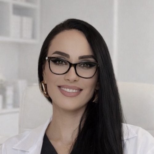 Dr Nallely Mangas